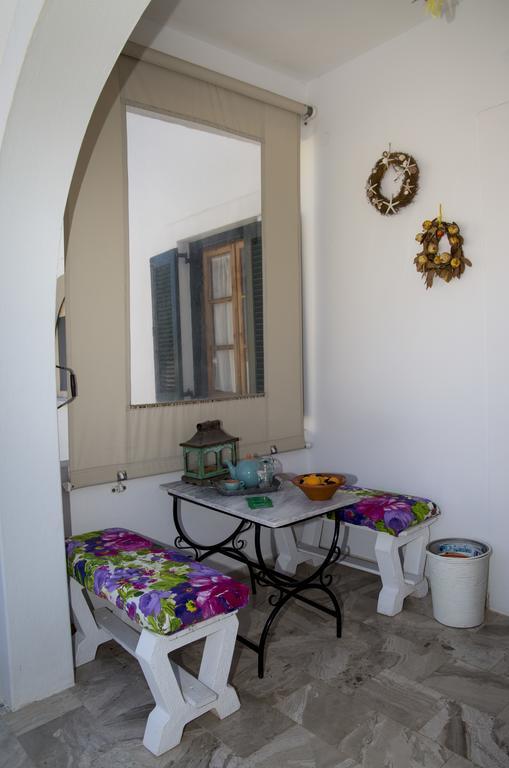 Condillia II Hotel Spétses Екстериор снимка