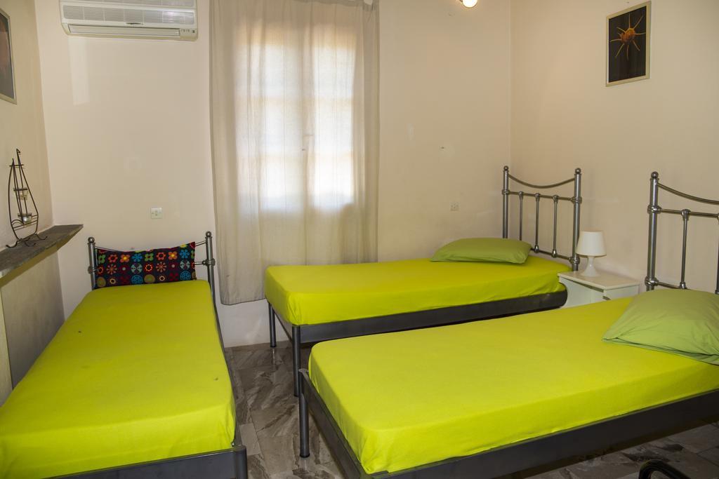 Condillia II Hotel Spétses Екстериор снимка