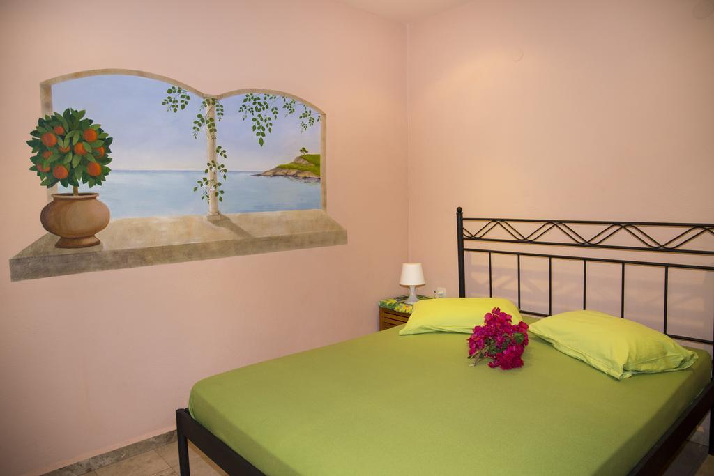 Condillia II Hotel Spétses Екстериор снимка